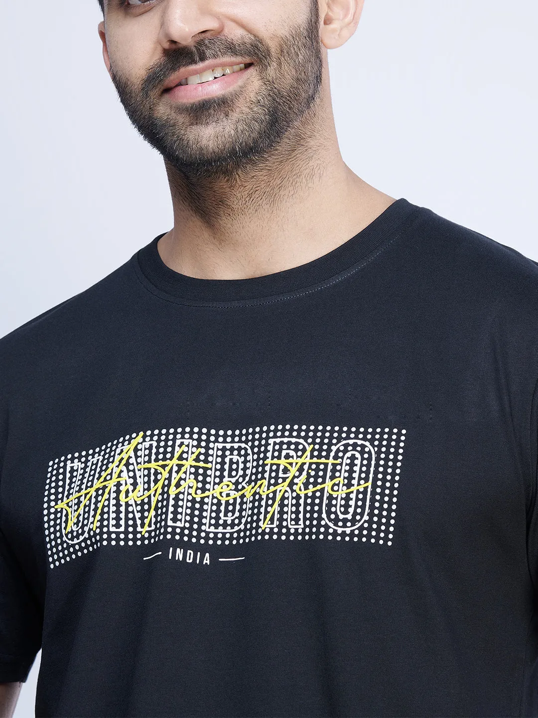 Black Graphic Printed Round Neck Casual T-Shirt GT38