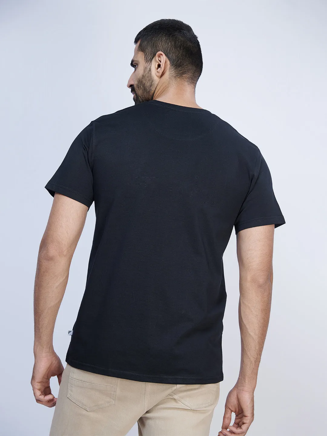 Black Graphic Printed Round Neck Casual T-Shirt GT38