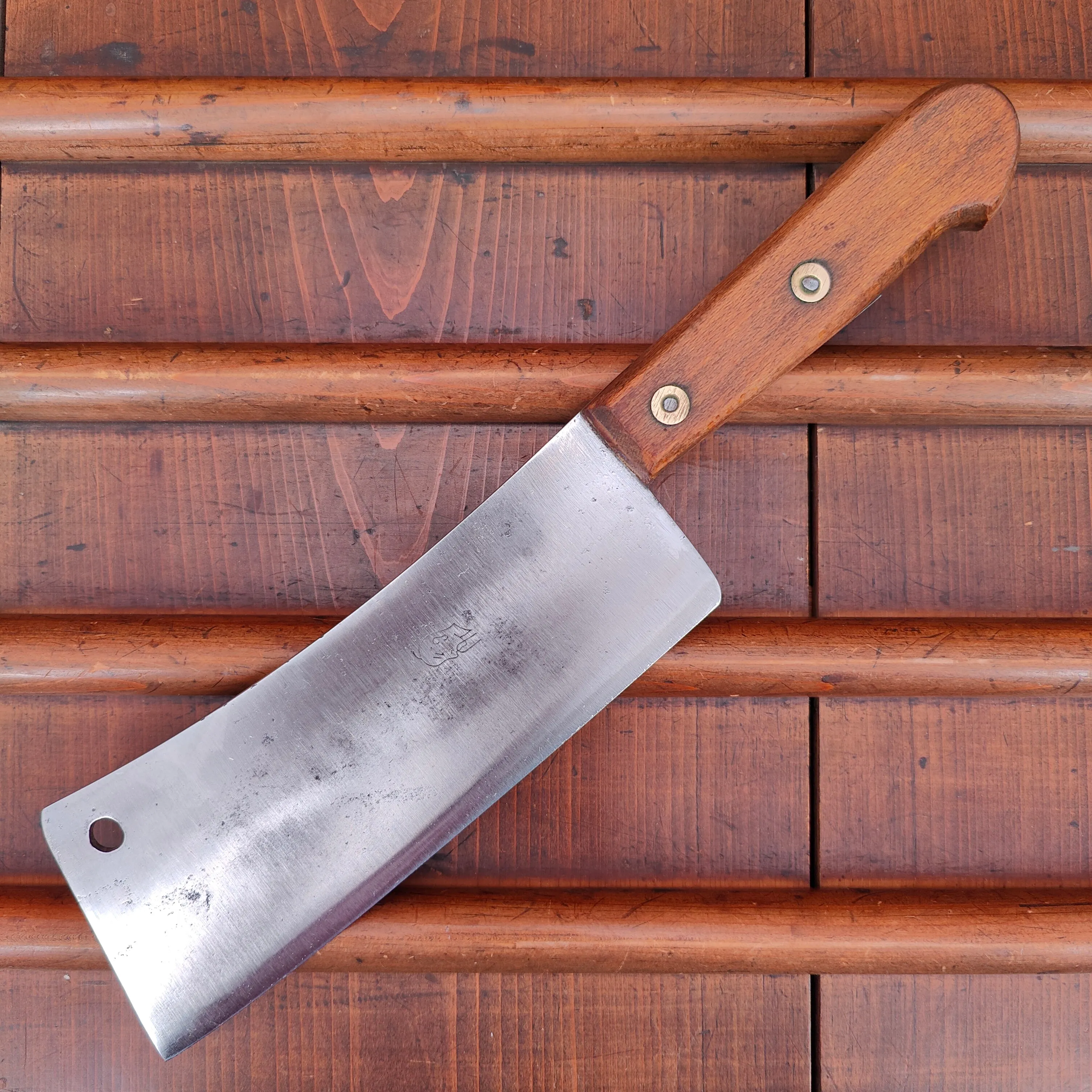 Bourgade 7" Cleaver Carbon Steel Rosette Rivets 1930's-50's? 10oz