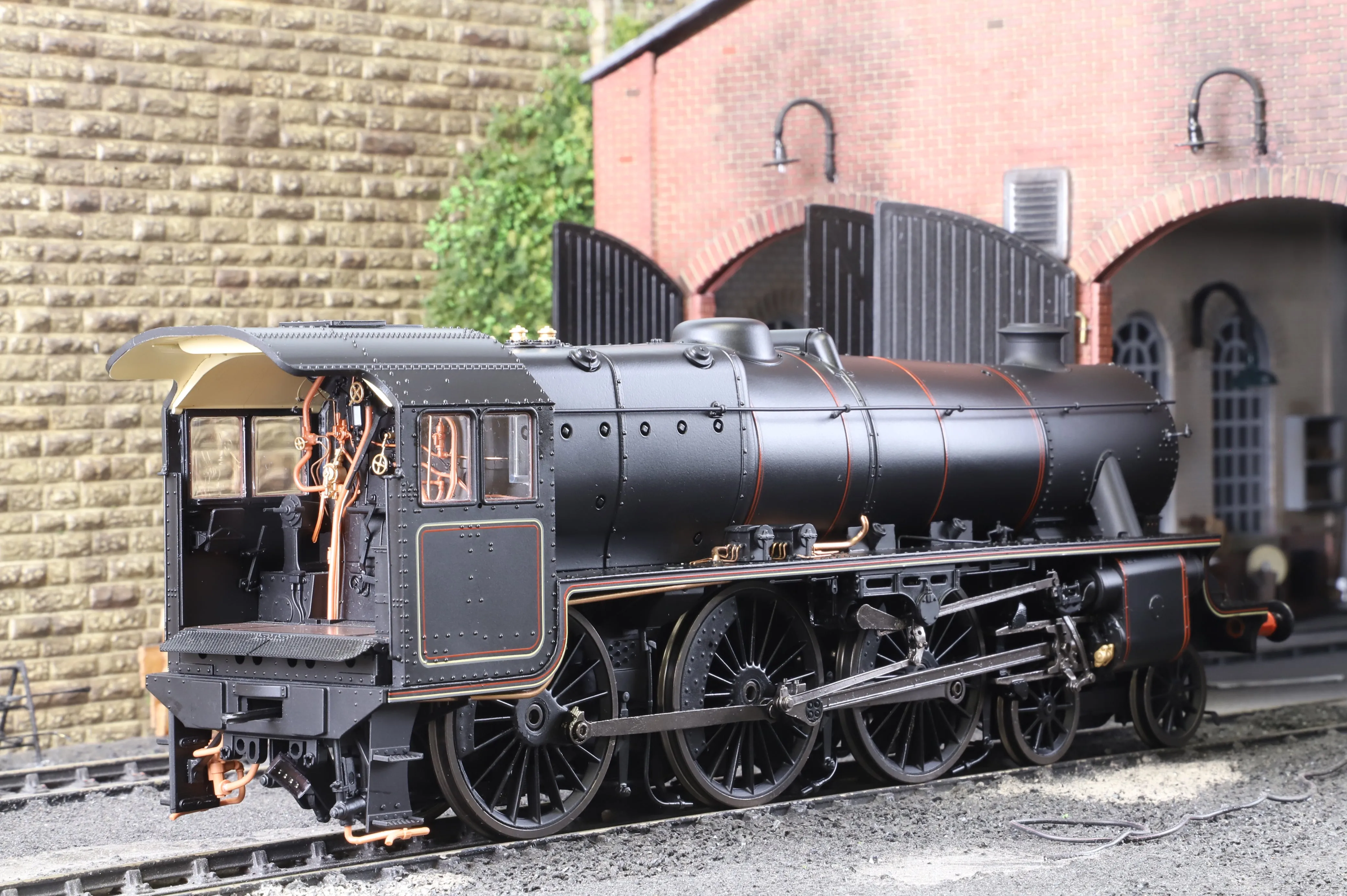 Ellis Clark Trains E1004US O Gauge Stanier Class 5 4-6-0 "Black 5", Early BR Lined, Unnumbered, Riveted Tender, DCC Sound