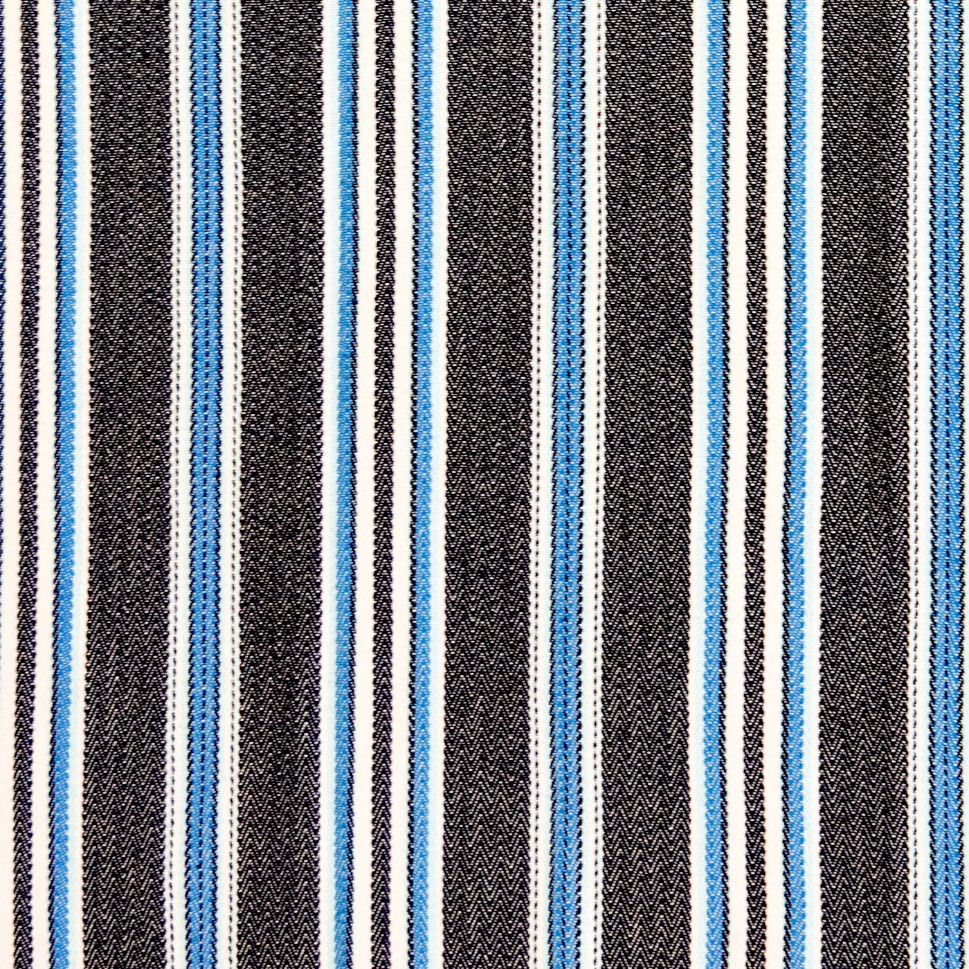 Ford Bronco Baja-Inspired Blanket