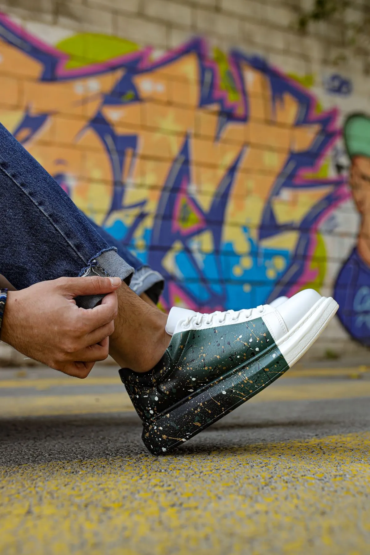 Green Black Graffiti Sneaker CH437