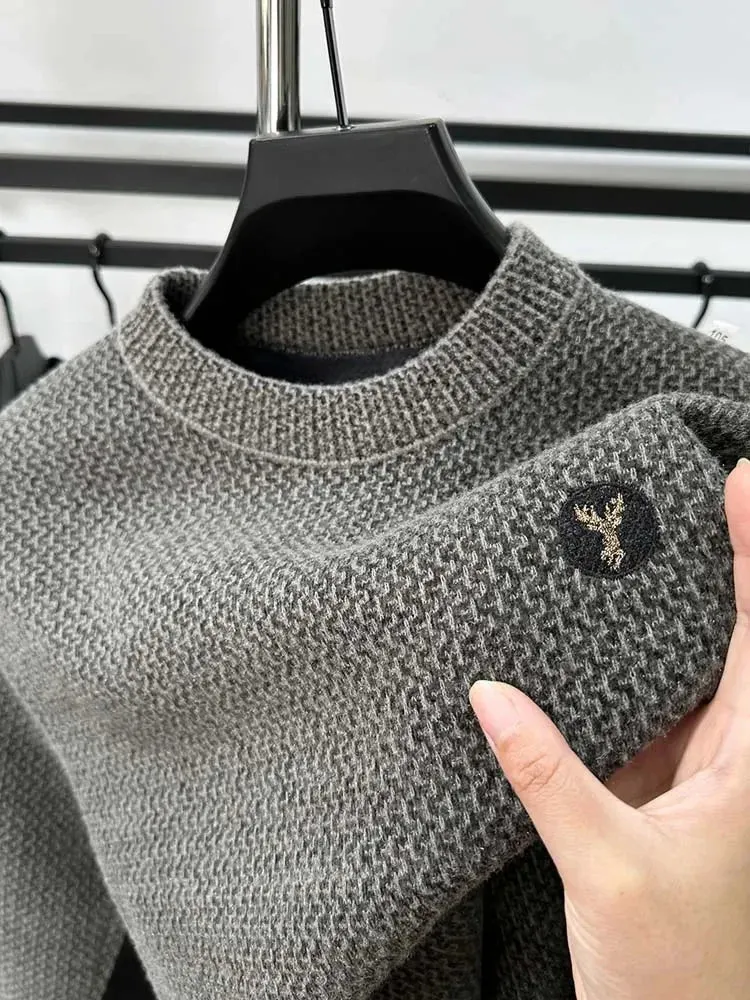 High-end Spring and Autumn Men's Solid Color Fashionable New Round Neck Plus Velvet Pullover Casual Long-sleeved T-shirt Top