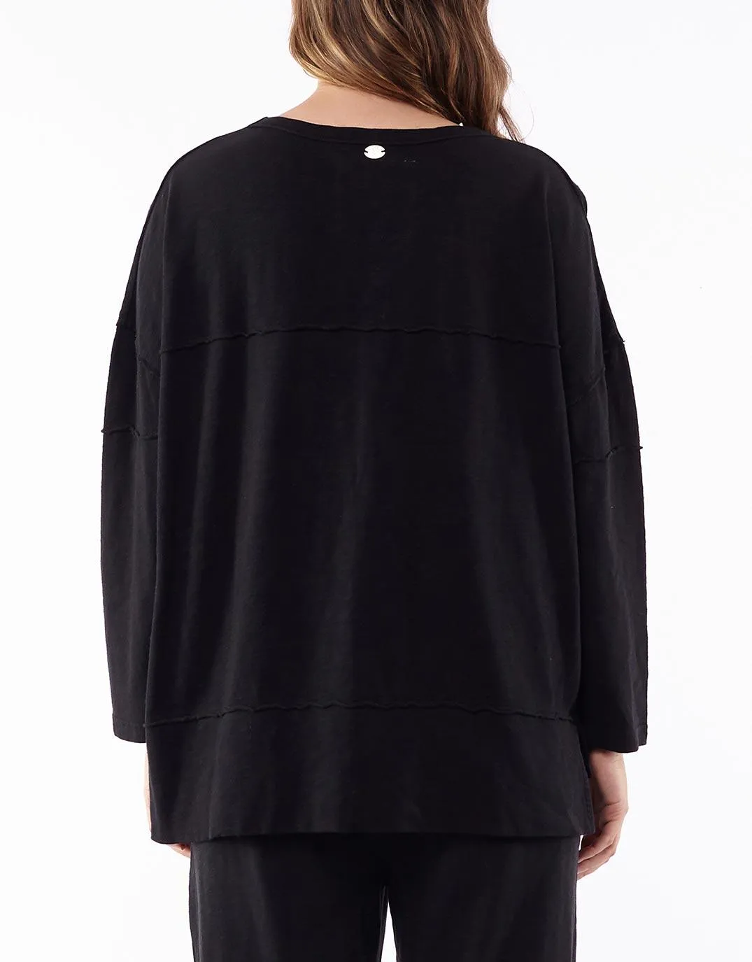 Jayne Throw On Top - Black