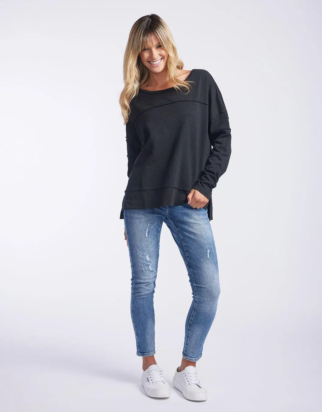Jayne Throw On Top - Black
