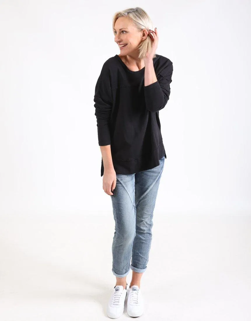 Jayne Throw On Top - Black
