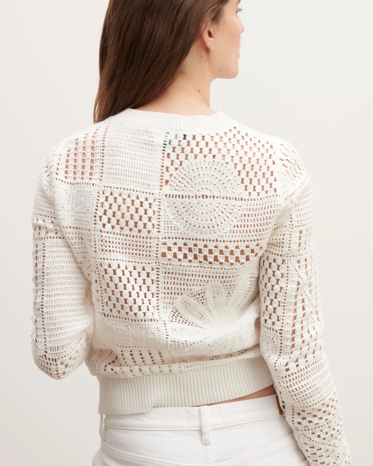 Pull col rond en crochet