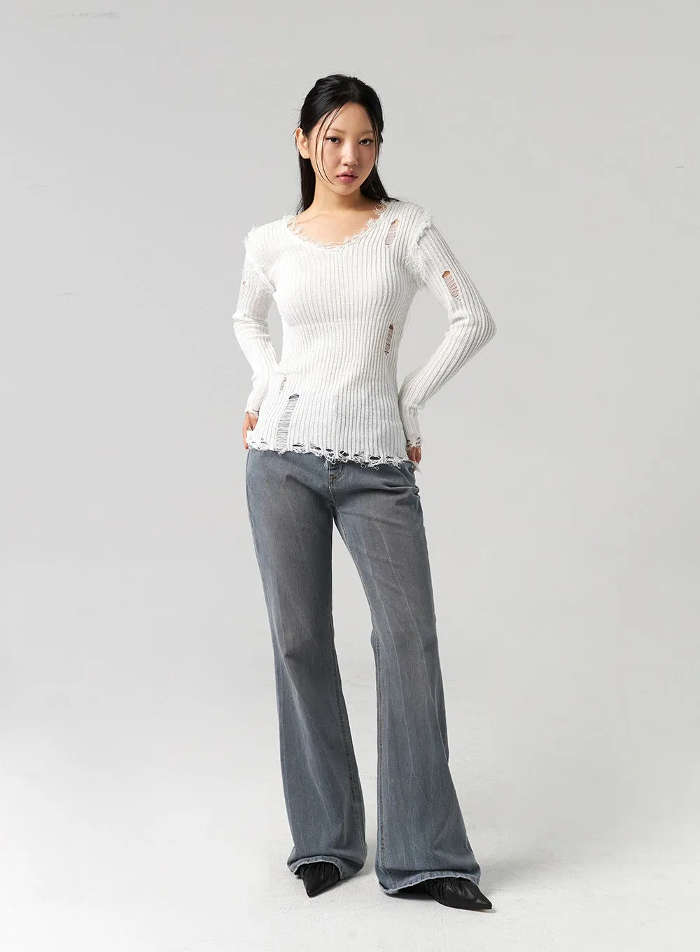 Ripped Sweater CL307