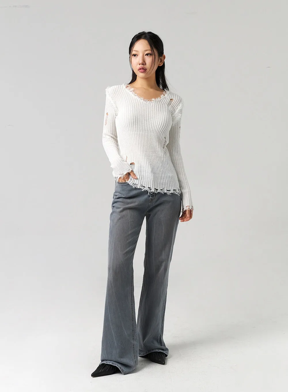 Ripped Sweater CL307